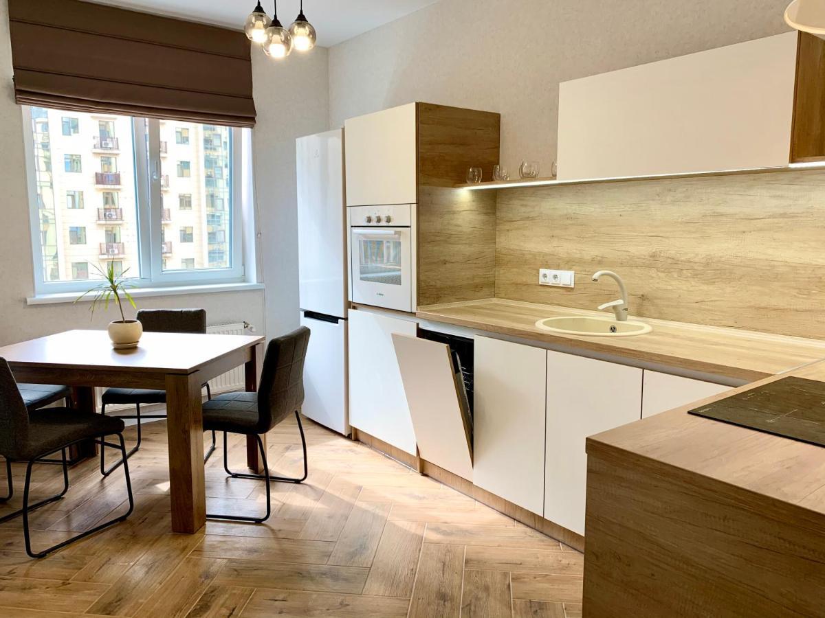 Luxury Pearl Odessa Lejlighed Eksteriør billede